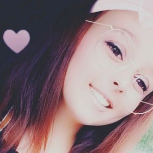 Meet your Posher, Brittney